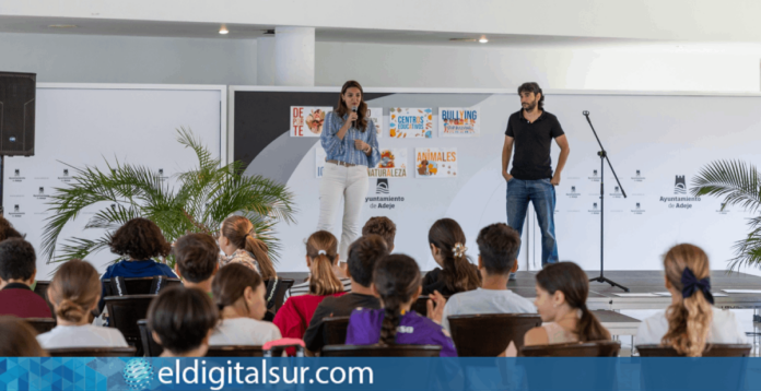 Menores durante una de las sesiones del proyecto