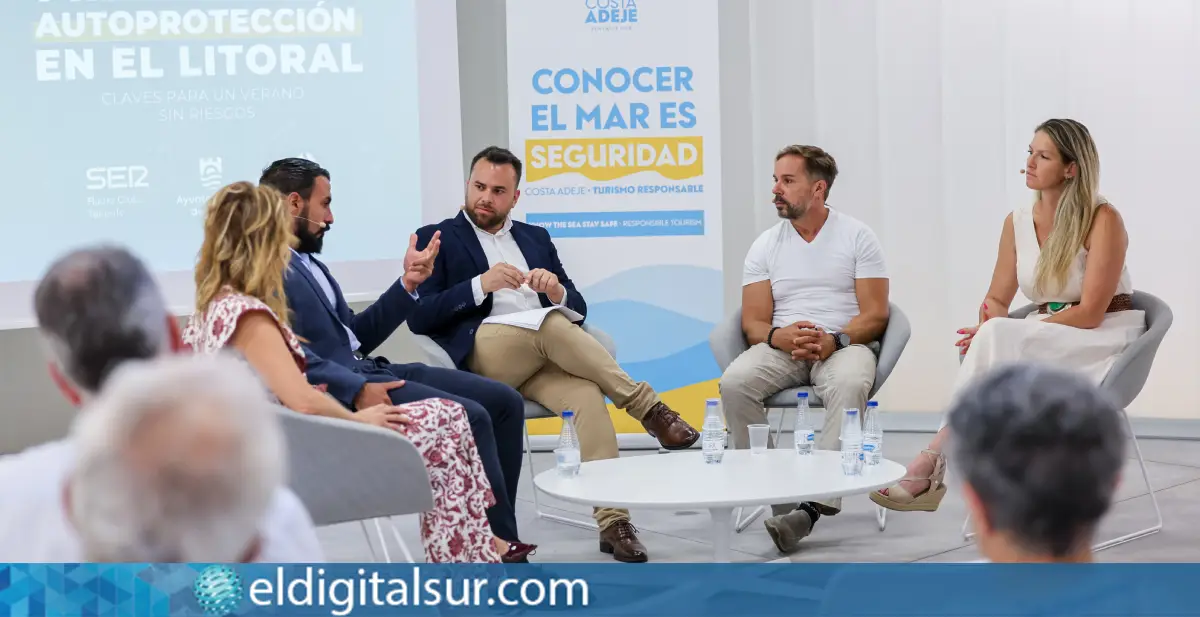 Momento de la jornada “Prevención y Autoprotección en el Litoral” celebrada en Adeje / EDS