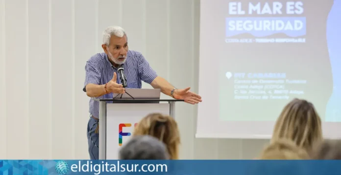 Momento de la jornada “Prevención y Autoprotección en el Litoral” celebrada en Adeje