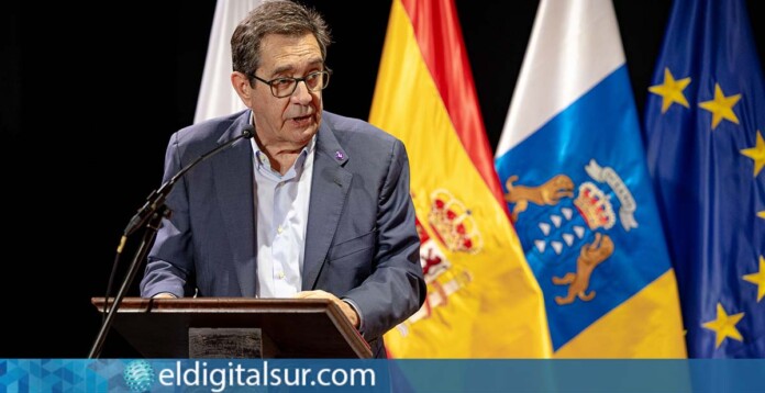 Antonio-Martinón-Adeje-030726 Antonio Martinón durante la inauguración de la 33ª Universidad de Verano de Adeje