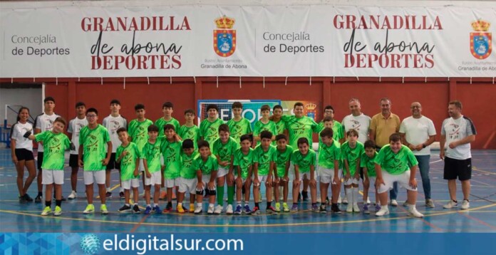 Campus-de-Fútbol-Sala-Granadilla-030726 Participantes del Campus de Fútbol Sala en el pabellón Los Hinojeros