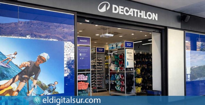 Decathlon pop-up Mogán, la primera tienda estacional de la marca en Canarias, ubicada en el centro comercial The Market Puerto Rico, en Gran Canaria
