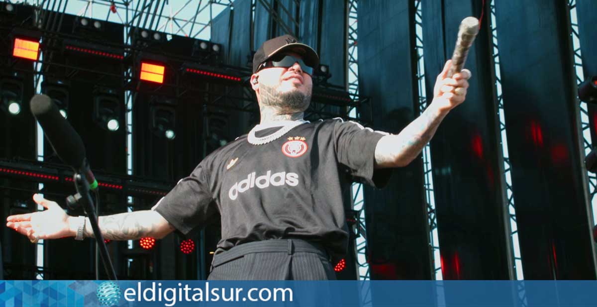 Farruko-1-170726 Farruko durante su actuación en el Cook Music Fest de Santa Cruz de Tenerife