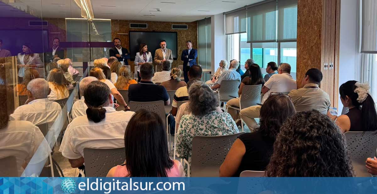 Lope-afonso-Encuentro-con-entidades-venezonalas-en-Tenerife-Isla-Solidaria-270726 Lope Afonso mantiene un encuentro con representantes de entidades venezolanas en el marco de Tenerife Isla Solidaria