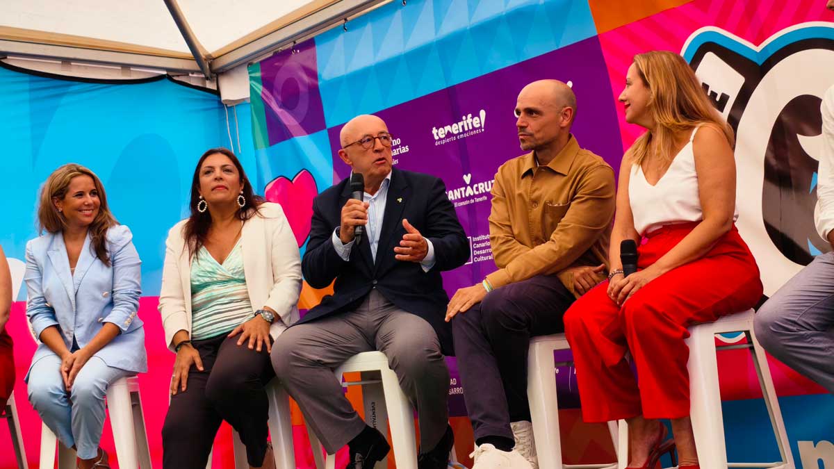 El presidente de la Autoridad Portuaria, Pedro Suárez, durante la rueda de prensa de presentación del Tenerife Cook Music Fest