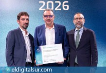 Representantes de Adeje Verde durante la gala de los Premios de la Energía en Madrid