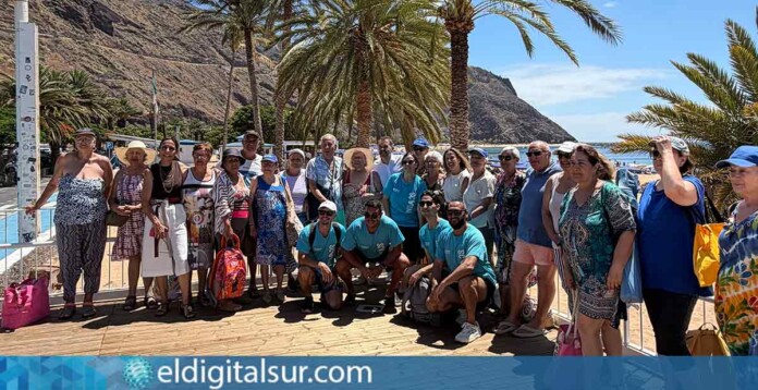 Mayores participan en las actividades de Santa Cruz Vital en Las Teresitas