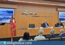 Leticia de Marcos, Luis López Chapí y Juan Carlos Peg presentan los detalles de la remodelación integral del Aeropuerto de Tenerife Sur