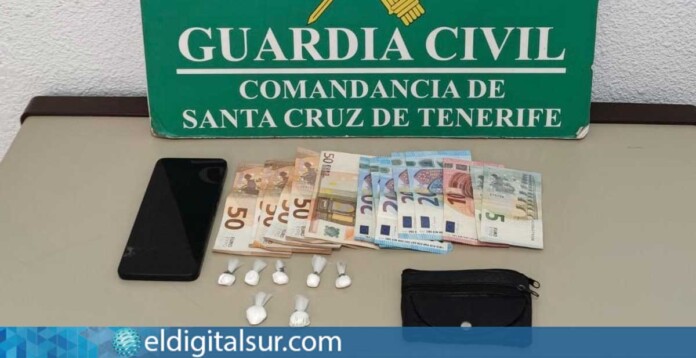 Efectos intervenidos por la Guardia Civil durante la operación