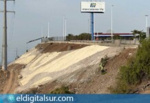 Vista del entorno de la TF-1 junto a Mercatenerife donde se desarrolla la actuación de restauración paisajística para recuperar los márgenes degradados de la autopista