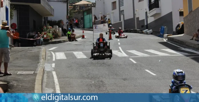 Bajada de Carros de Madera de Las Rosas