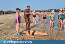 La campaña "Conocer el mar es seguridad" refuerza la prevención de ahogamientos en Adeje
