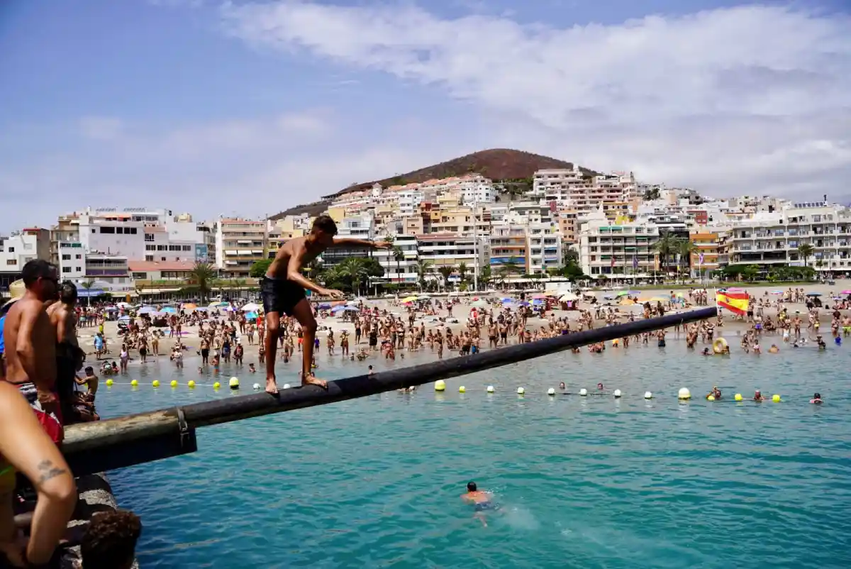Ambiente durante las Fiestas del Carmen de Los Cristianos, imagen de la edición anterior