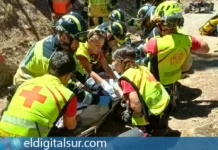 Momento del rescate del conductor del quad