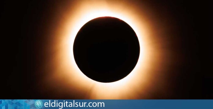 El eclipse total de Sol del 12 de agosto movilizará a miles de personas y obligará a desplegar un amplio dispositivo especial de tráfico en toda España