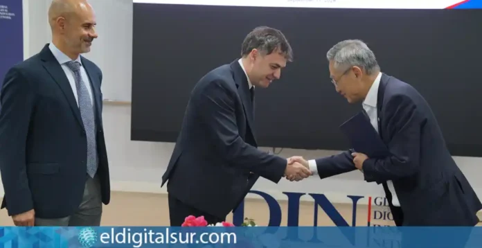 Firma del acuerdo entre Fundación Canaria Géiser y GDIN