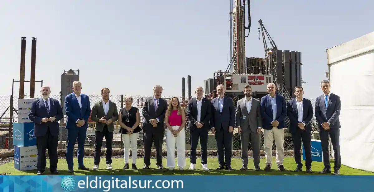 Representantes de las instituciones y empresas participantes durante el acto celebrado con motivo de los primeros resultados del proyecto de investigación geotérmica en Tenerife