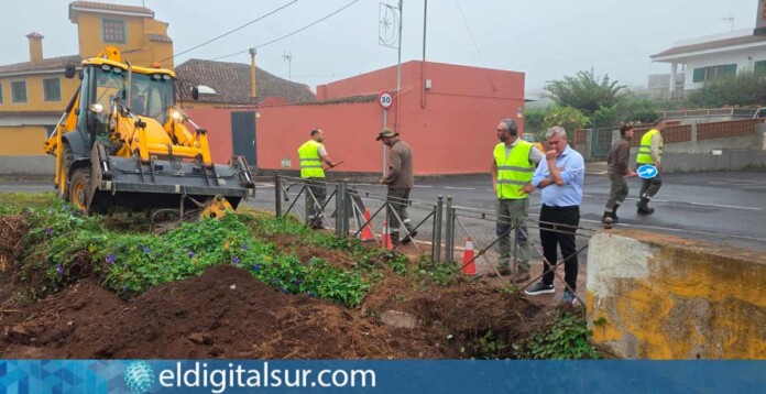 Trabajos de limpieza y acondicionamiento de barrancos en La Laguna