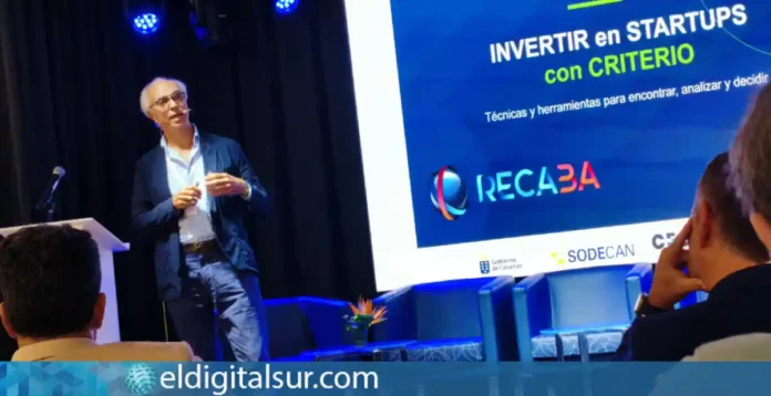 Nacho Alonso durante su ponencia sobre inversión en startups en el encuentro empresarial celebrado en Tenerife