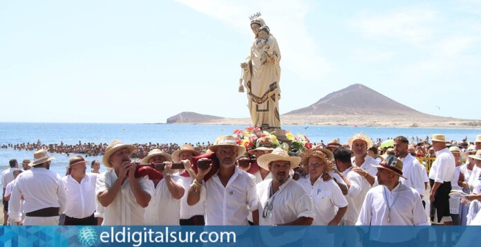 Embarque de Nuestra Señora de las Mercedes de Roja en El Médano