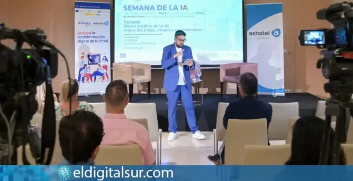 Selva Orejón, CEO de OnBranding y especialista en reputación e identidad digital
