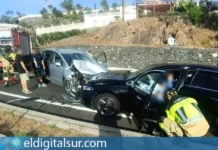 Bomberos de Tenerife intervienen en una colisión frontal en la TF-47
