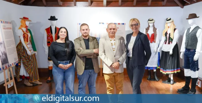 Exposición ‘Prendas, trajes y tipismo’