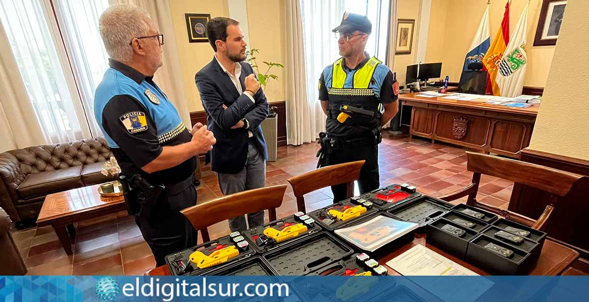 Nuevos-Dispositivos-Policía-Local-Puerto-de-la-Cruz-161026 La Policía Local de Puerto de la Cruz incorpora seis dispositivos eléctricos de control Phazzer Enforcer