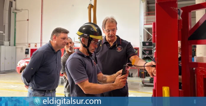 Bomberos de Tenerife refuerzan su equipamiento para agilizar rescates y aperturas