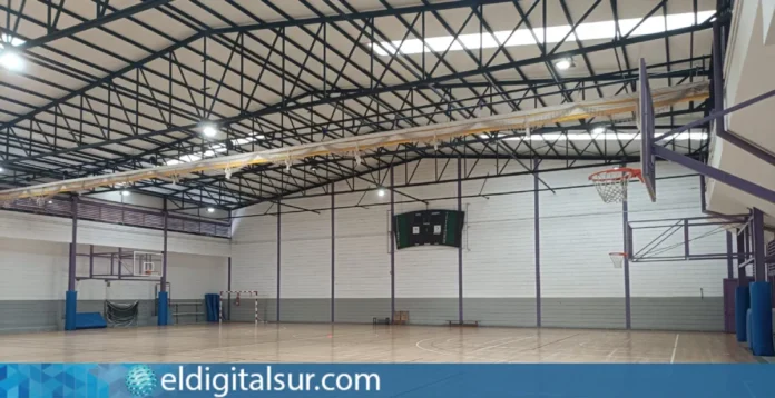 El pabellón Alberto Delgado renovará la superficie de su pista multideporte