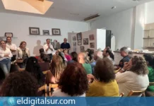 Reunión con los vecinos de Barrio Nuevo sobre las obras de alcantarillado en la calle Verodes