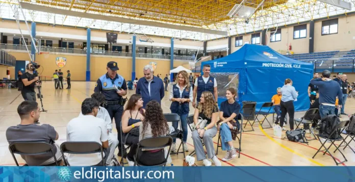 Adeje acoge la evacuación simulada de turistas durante VOLCANEX Tenerife 2026