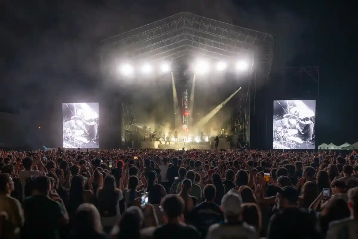 Trueno en concierto en Tenerife durante su gira TURR4ZO en Güímar