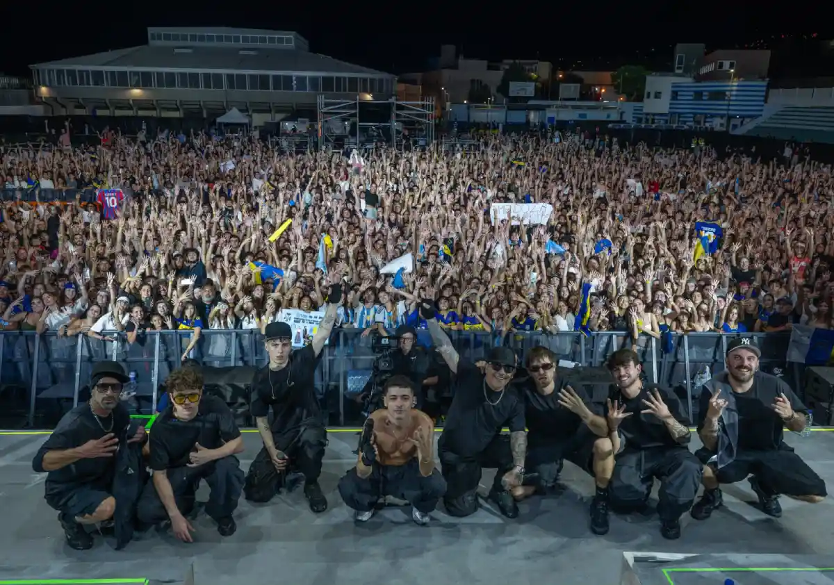 Trueno en concierto en Tenerife durante su gira TURR4ZO en Güímar