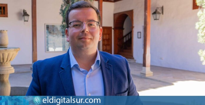 Adán García explica cómo han logrado reducir la demora en la atención de Servicios Sociales en Granadilla