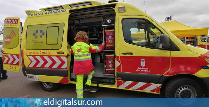 Ambulancia del Servicio de Urgencias Canario