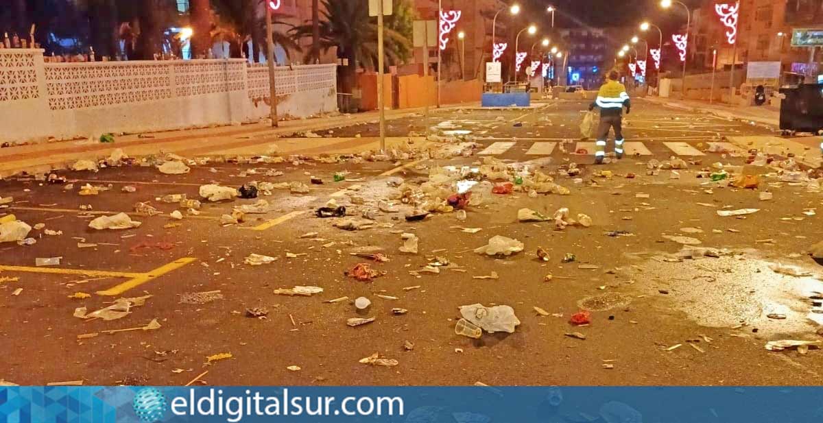 Basura de Año Nuevo en Arona