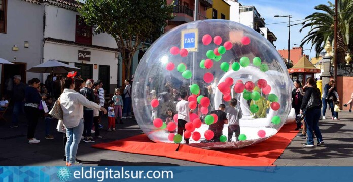 'Chin Chin Felices Fiestas' 2023- Zona Comercial Abierta de La Laguna.