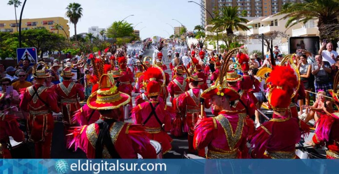 Arona da comienzo a un Carnaval con más de 700.000 euros en Contratos Sin Licitar