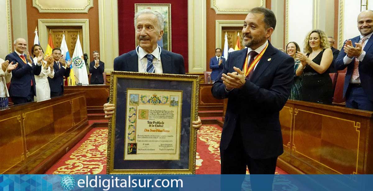 Juan Viñas Alonso Hijo Predilecto de Santa Cruz de Tenerife