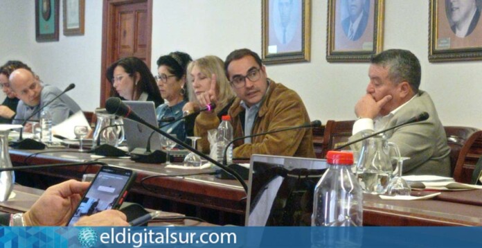 Pleno de los presupuestos de Tacoronte 2024 - Nueva Canarias