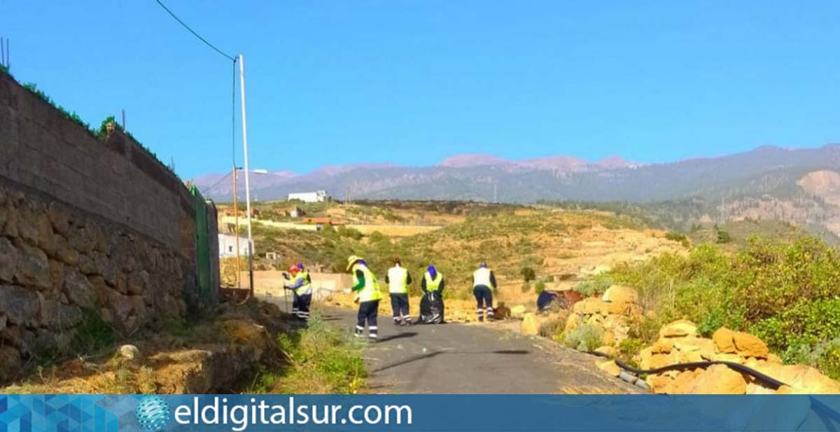 Contratados para el cuidado de áreas rurales - Arico.