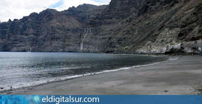 Cierre temporal Playa de Los Guíos Obras Mirador