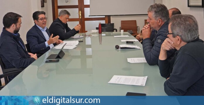 Reunión del PSOE y el sector agrícola de Tenerife