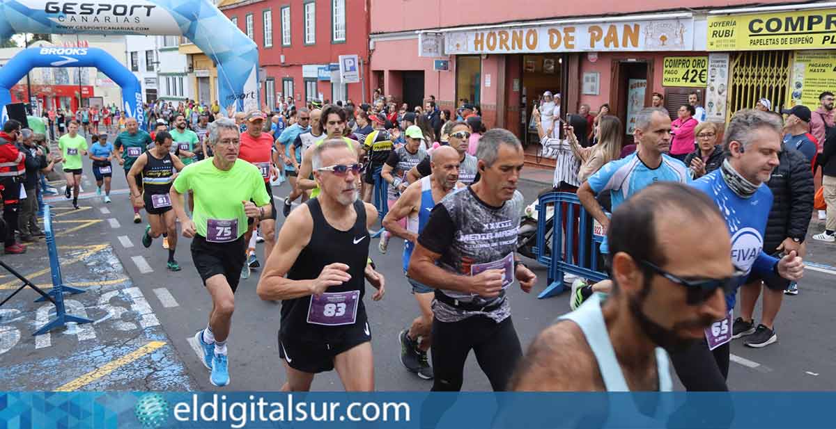 Salida XXXIII Media Maratón Ciudad de Tacoronte.