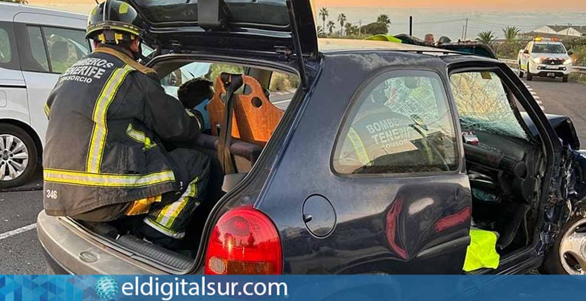 19 de noviembre - 06:47 horas, accidente de tráfico en la TF-64 de Granadilla de Abona a San Isidro
