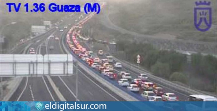 Alerta de tráfico en la autopista TF-1 debido a una colisión múltiple