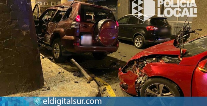 accidente de tráfico en la Calle Isla de La Gomera