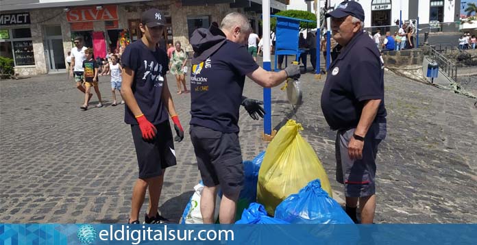 limpieza promemar  costas Puerto Cruz