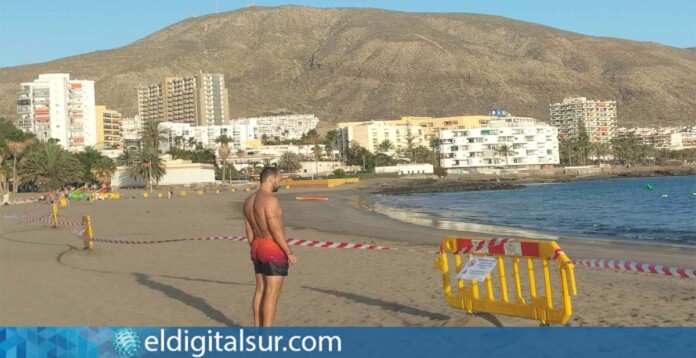Cierre de la Playa Turistica de Los Cristianos por Contaminación de E.coli